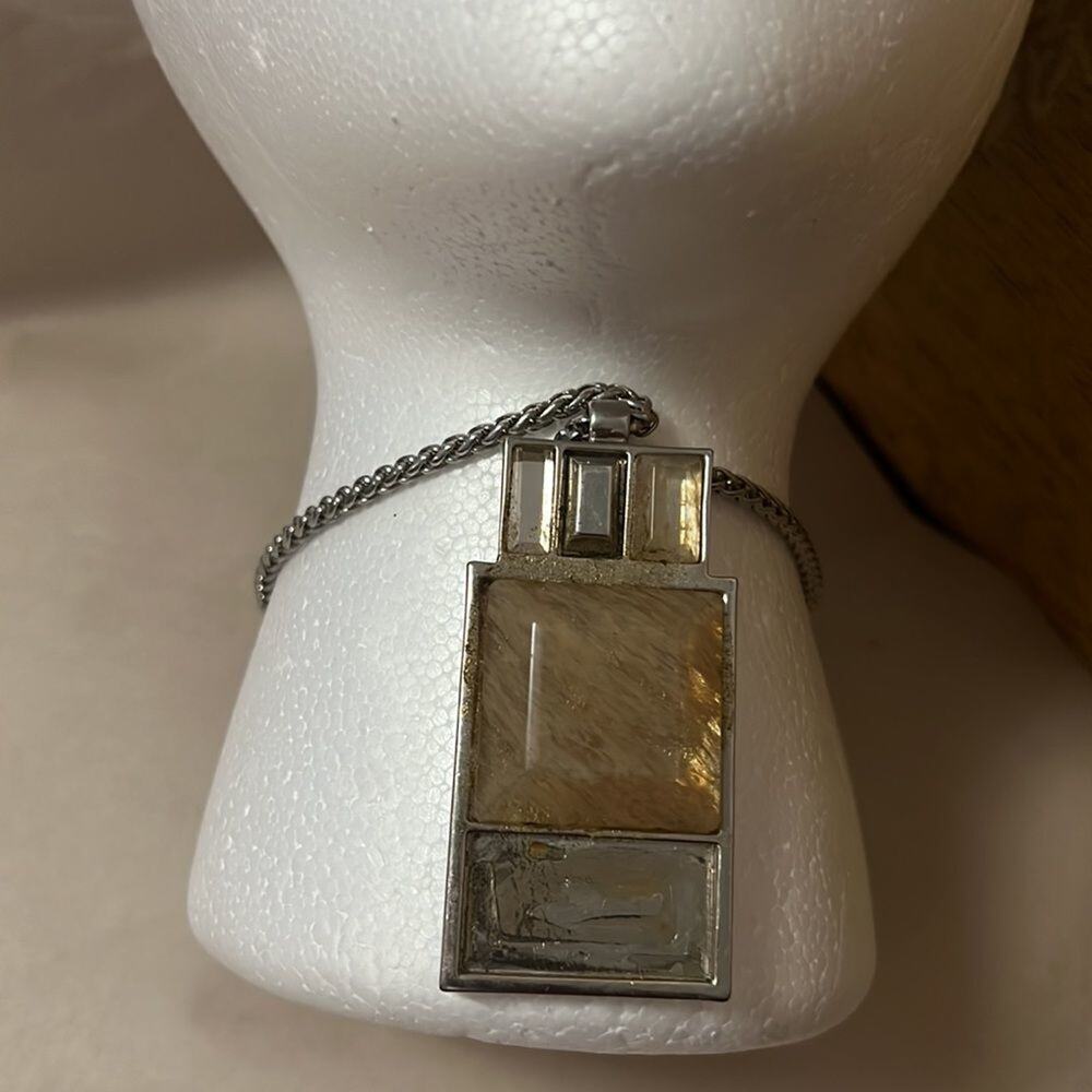 ANN TAYLOR NECKLACE‎